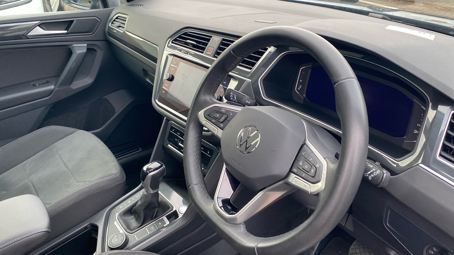 Used Volkswagen Tiguan 2022 for sale - 77274734: Photo 6