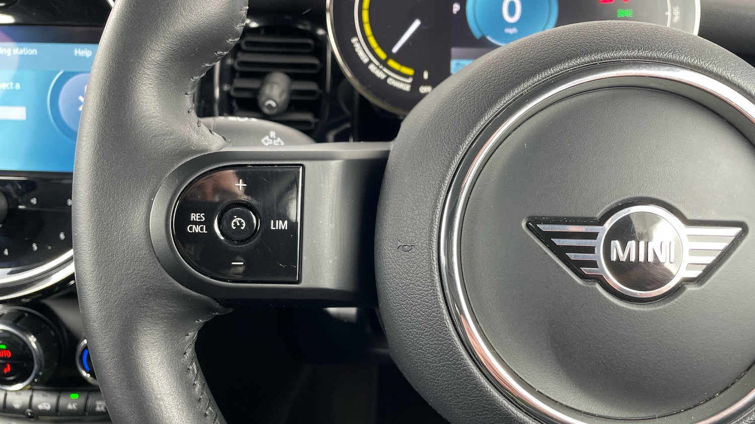 Used MINI Hatch 2022 for sale - 77023271: Photo 17