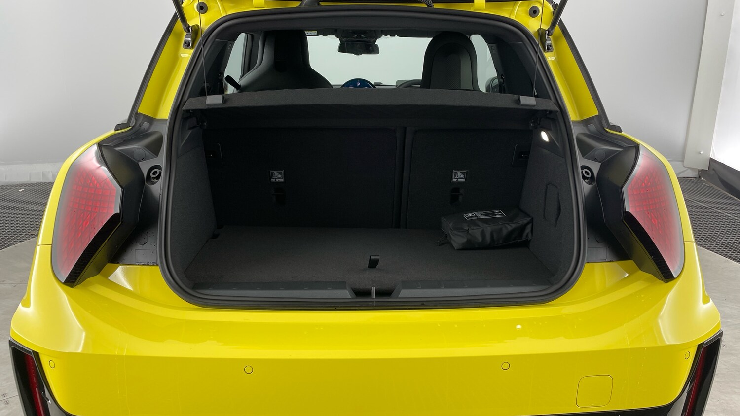 Used MINI Cooper 2025 for sale - 76428565: Photo 13