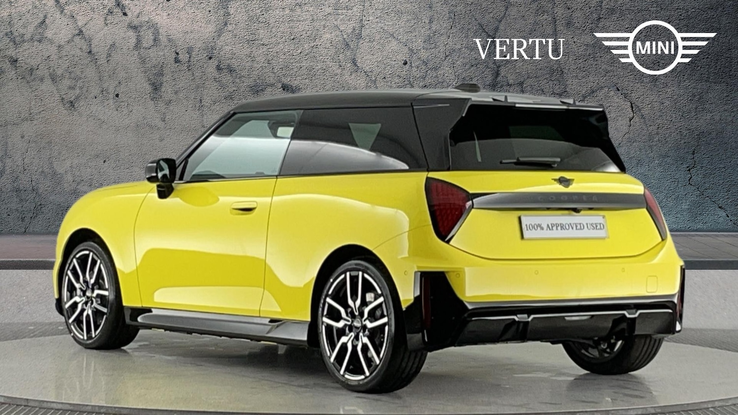 Used MINI Cooper 2025 for sale - 76428565: Photo 2