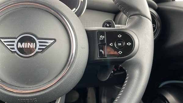 Used MINI Convertible 2023 for sale - 75535726: Photo 18