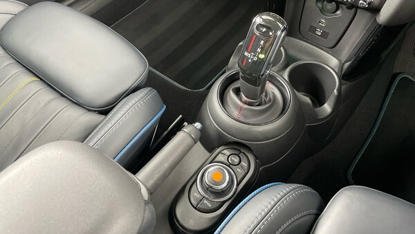 Used MINI Convertible 2020 for sale - 75586818: Photo 10
