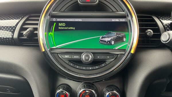 Used MINI Convertible 2020 for sale - 75586818: Photo 71