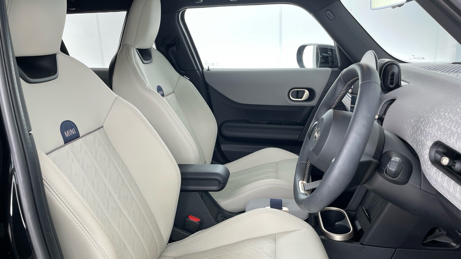 Used MINI Cooper 2024 for sale - 77493186: Photo 11