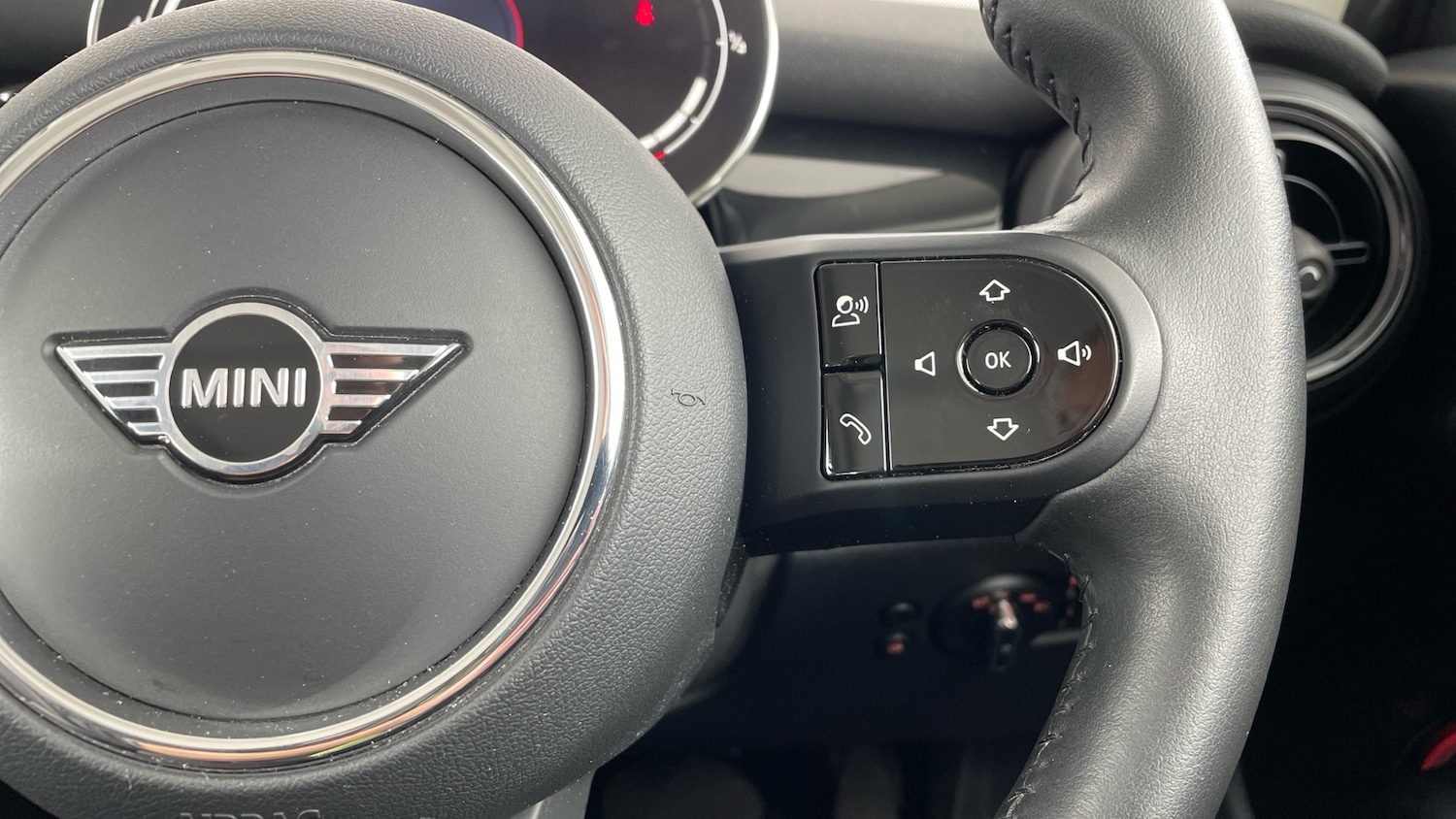 Used MINI Hatch 2023 for sale - 77023914: Photo 18