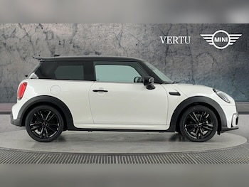 Used MINI Hatch 2023 for sale - 75935188: Photo