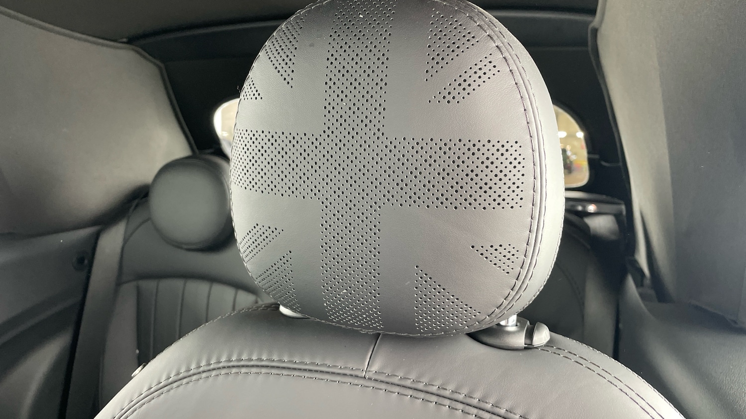 Used MINI Convertible 2022 for sale - 76532069: Photo 31