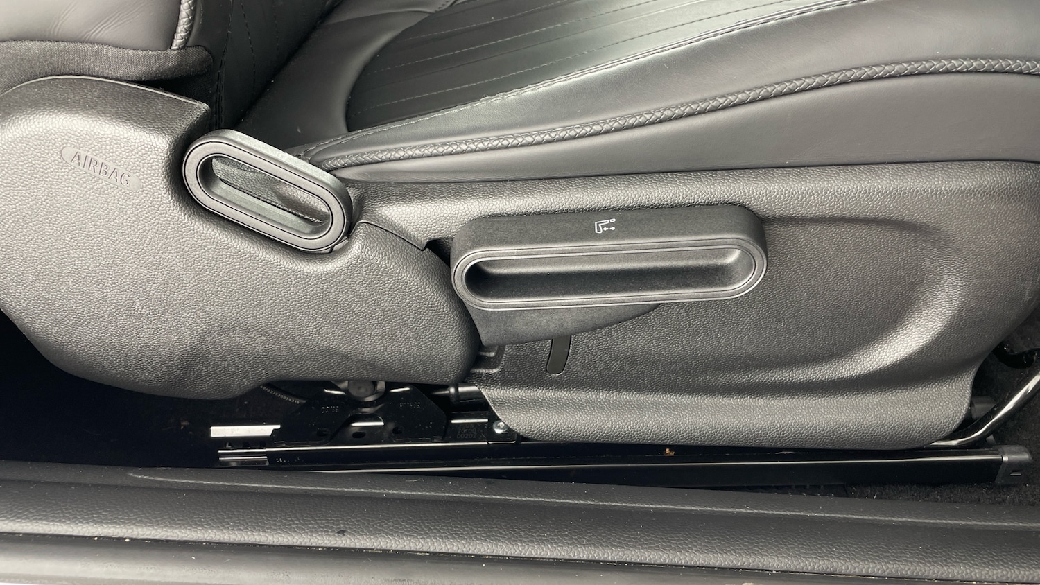 Used MINI Convertible 2022 for sale - 76532069: Photo 44