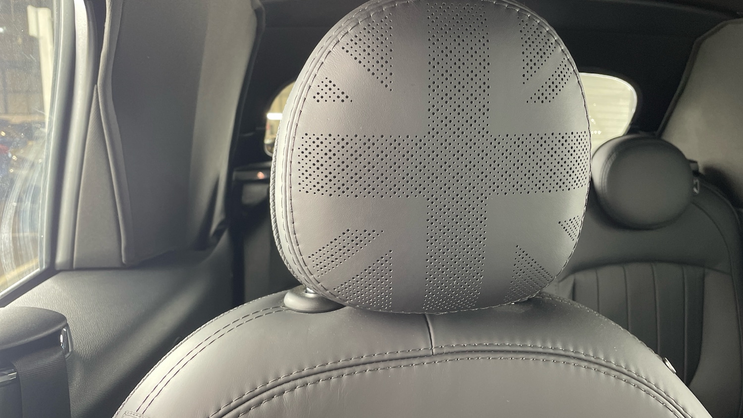 Used MINI Convertible 2022 for sale - 76532069: Photo 46