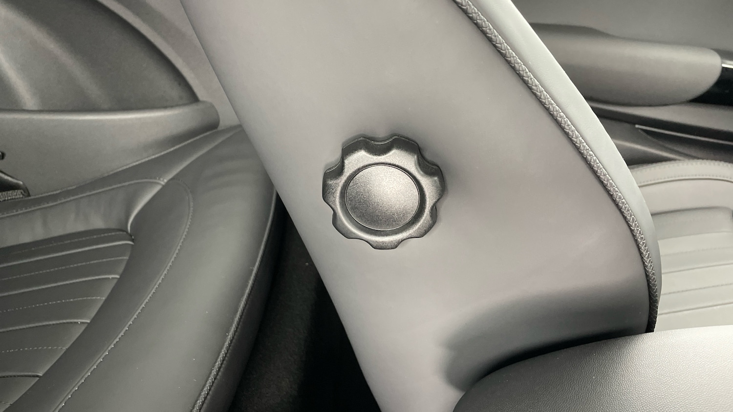 Used MINI Convertible 2022 for sale - 76532069: Photo 49