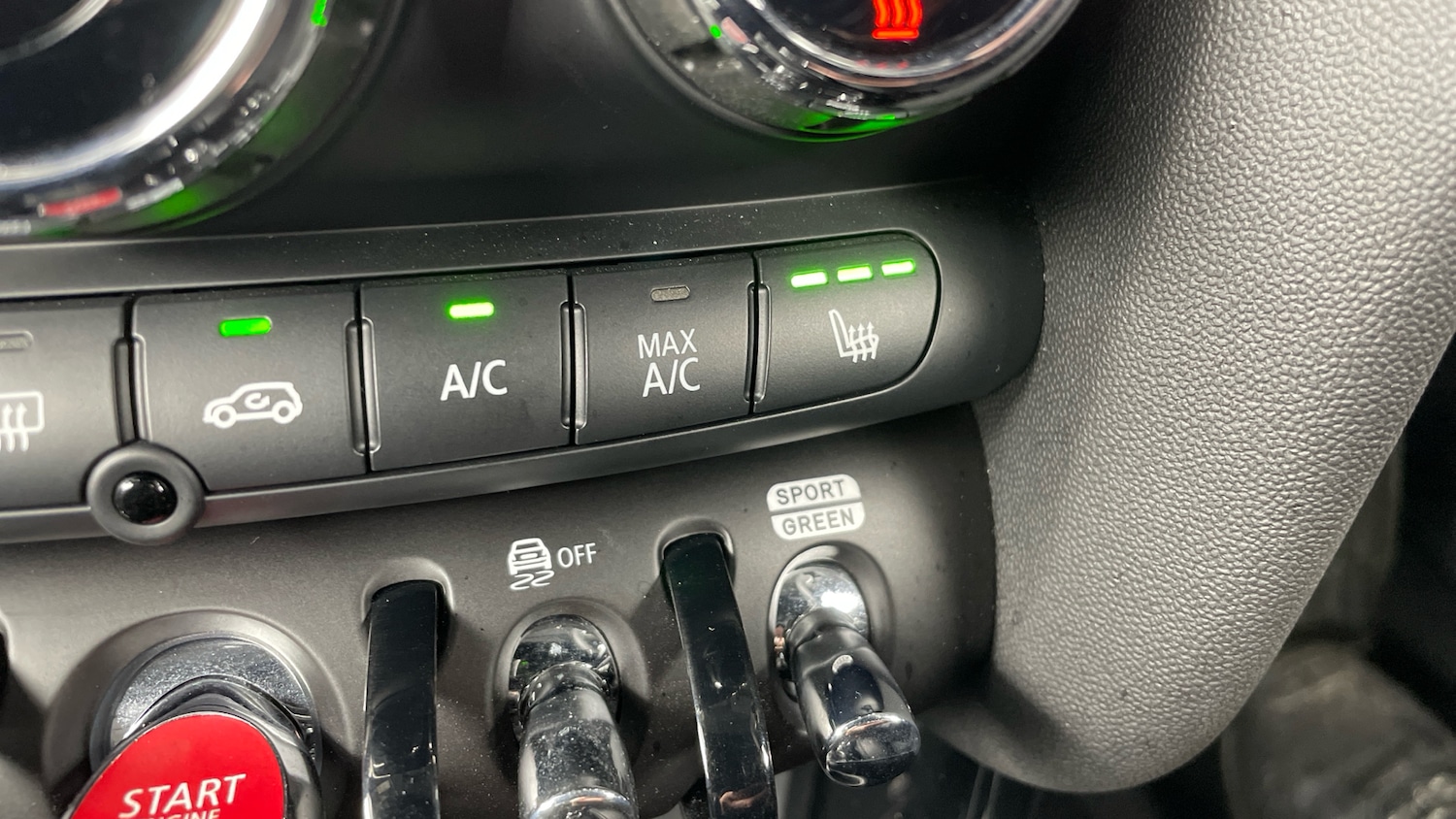 Used MINI Convertible 2022 for sale - 76532069: Photo 59