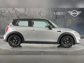 Used MINI Hatch 2023 for sale - 79205857: Photo