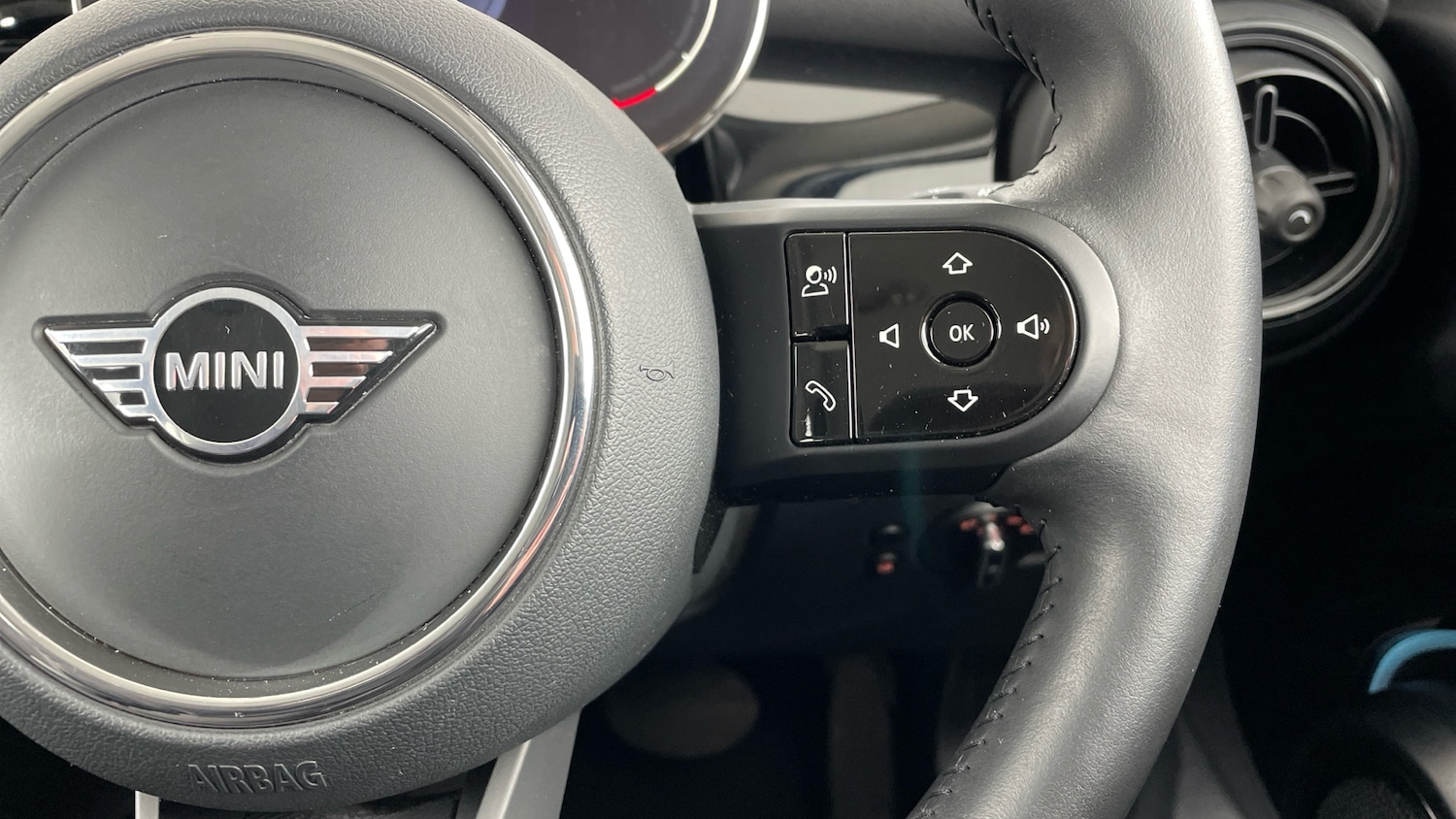 Used MINI Hatch 2023 for sale - 77077808: Photo 18