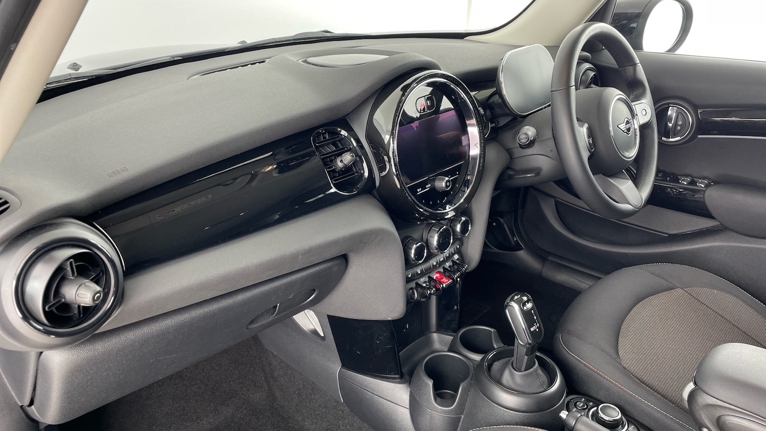 Used MINI Hatch 2023 for sale - 77077808: Photo 7