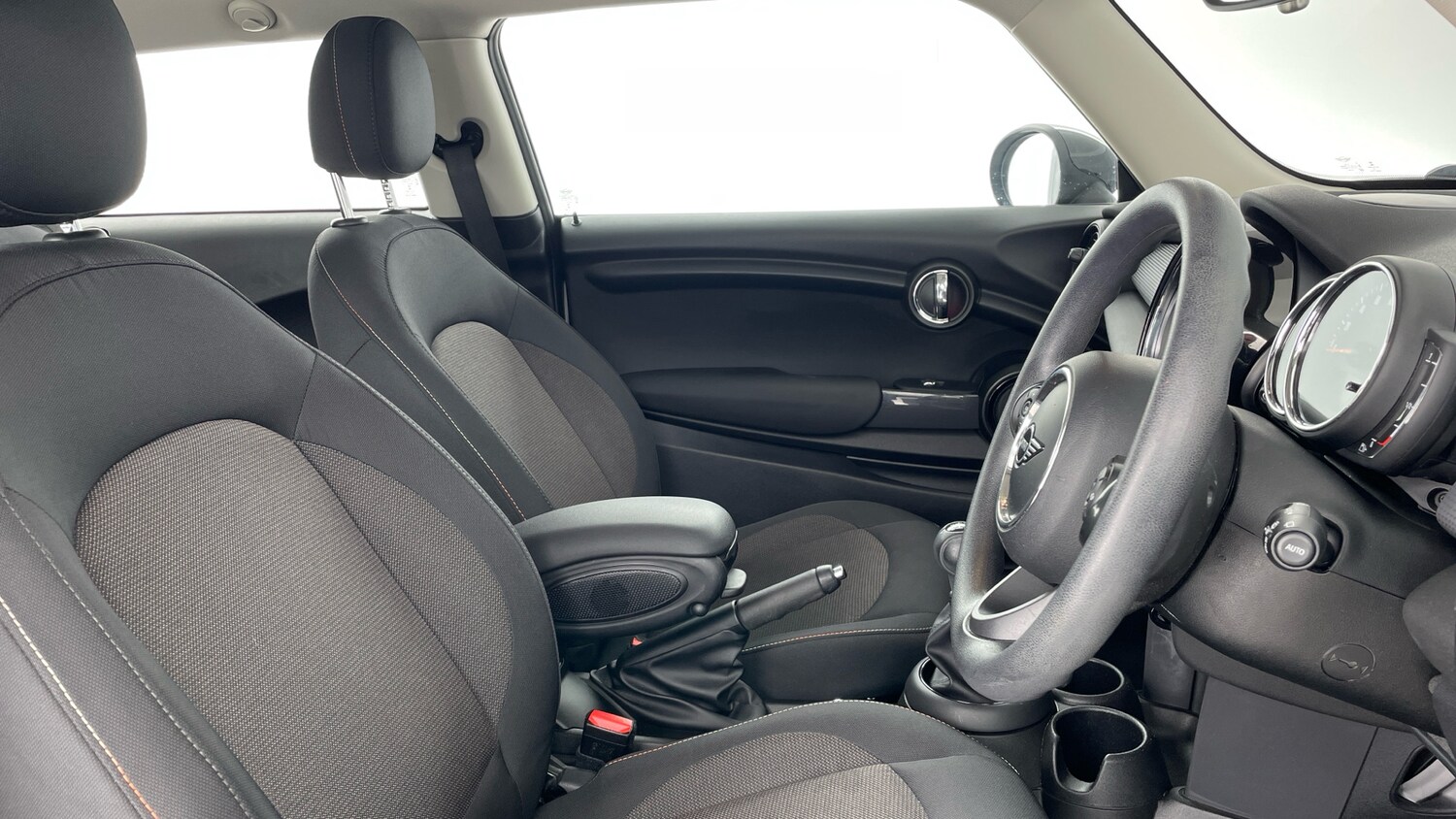 Used MINI Hatch 2019 for sale - 77353509: Photo 11