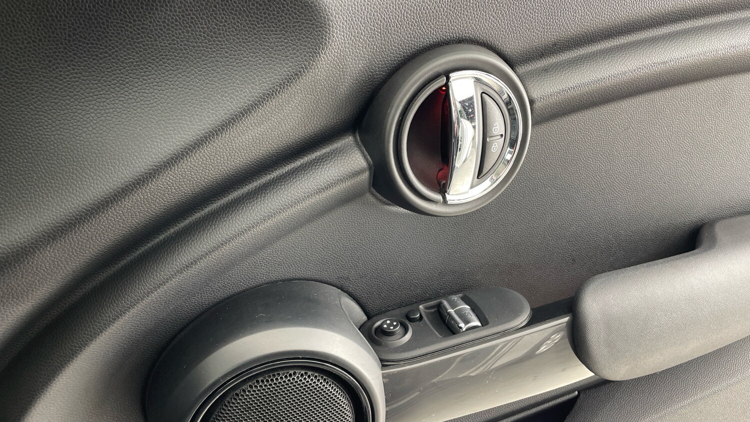 Used MINI Hatch 2019 for sale - 77353509: Photo 20