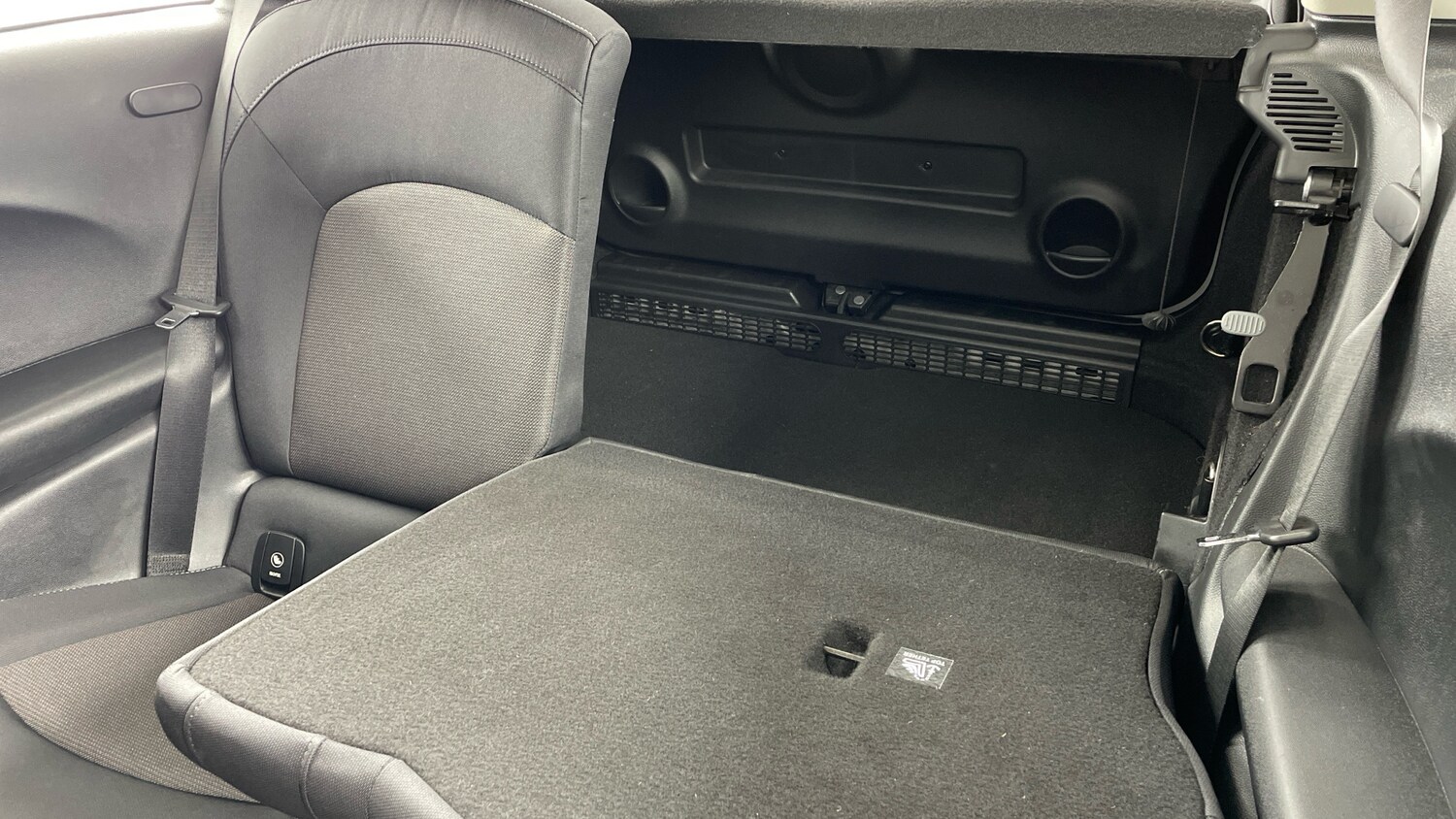 Used MINI Hatch 2019 for sale - 77353509: Photo 35