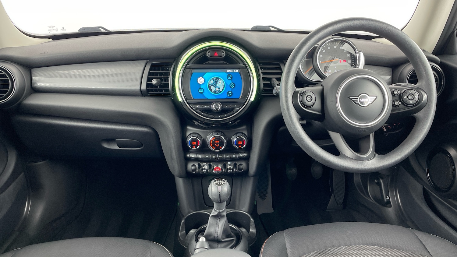 Used MINI Hatch 2019 for sale - 77353509: Photo 4