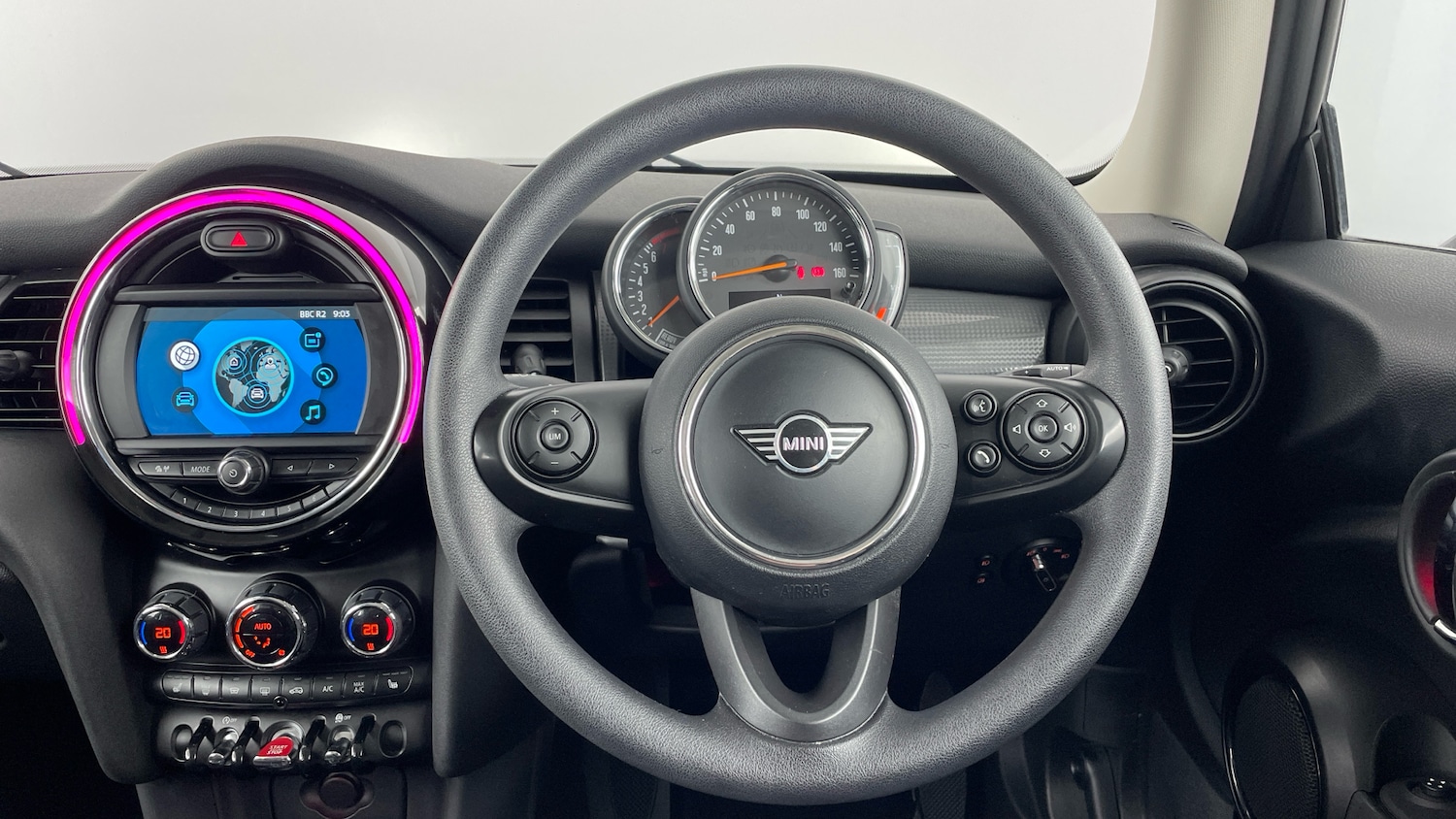 Used MINI Hatch 2019 for sale - 77353509: Photo 5