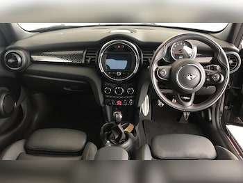 Used MINI Hatch 2020 for sale - 75871353: Photo