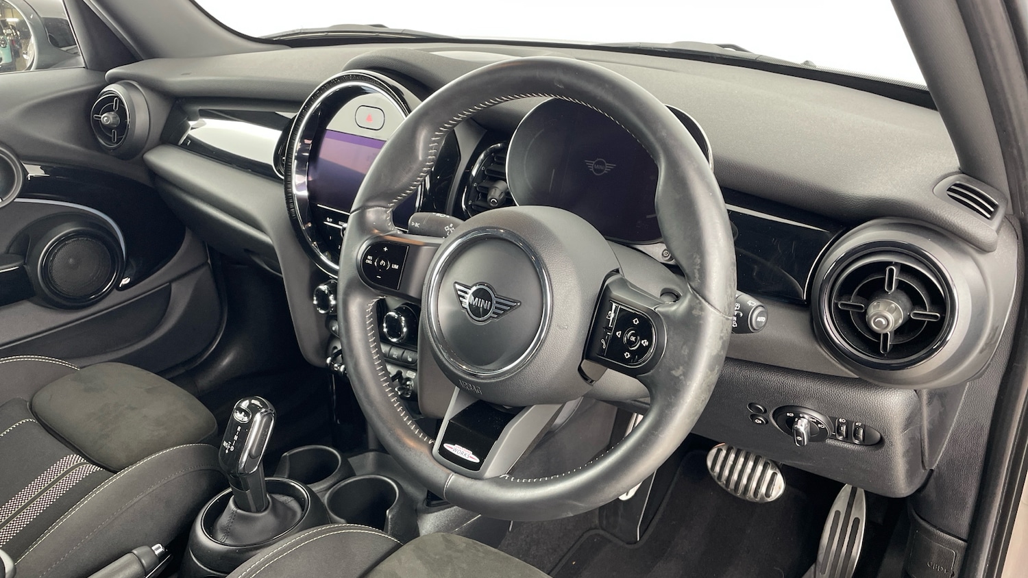 Used MINI Hatch 2022 for sale - 77449453: Photo 6