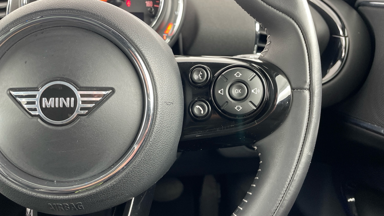 Used MINI Clubman 2019 for sale - 76877803: Photo 18