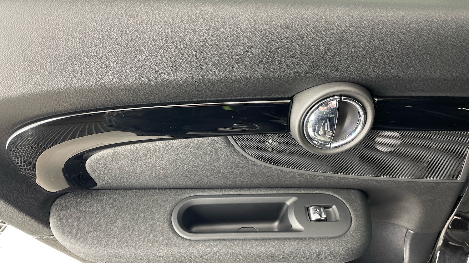 Used MINI Clubman 2019 for sale - 76877803: Photo 30