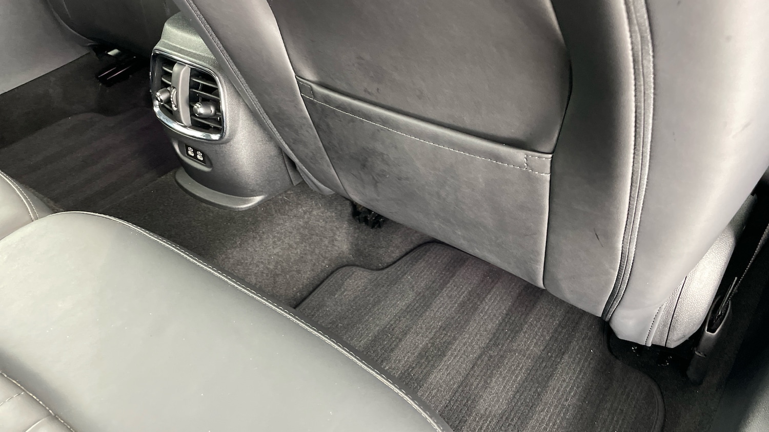 Used MINI Clubman 2019 for sale - 76877803: Photo 51