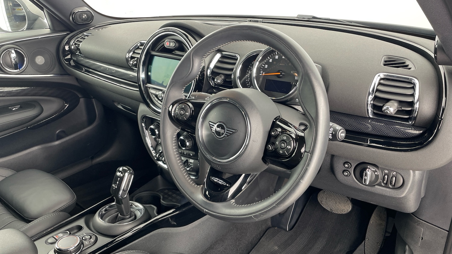 Used MINI Clubman 2019 for sale - 76877803: Photo 6