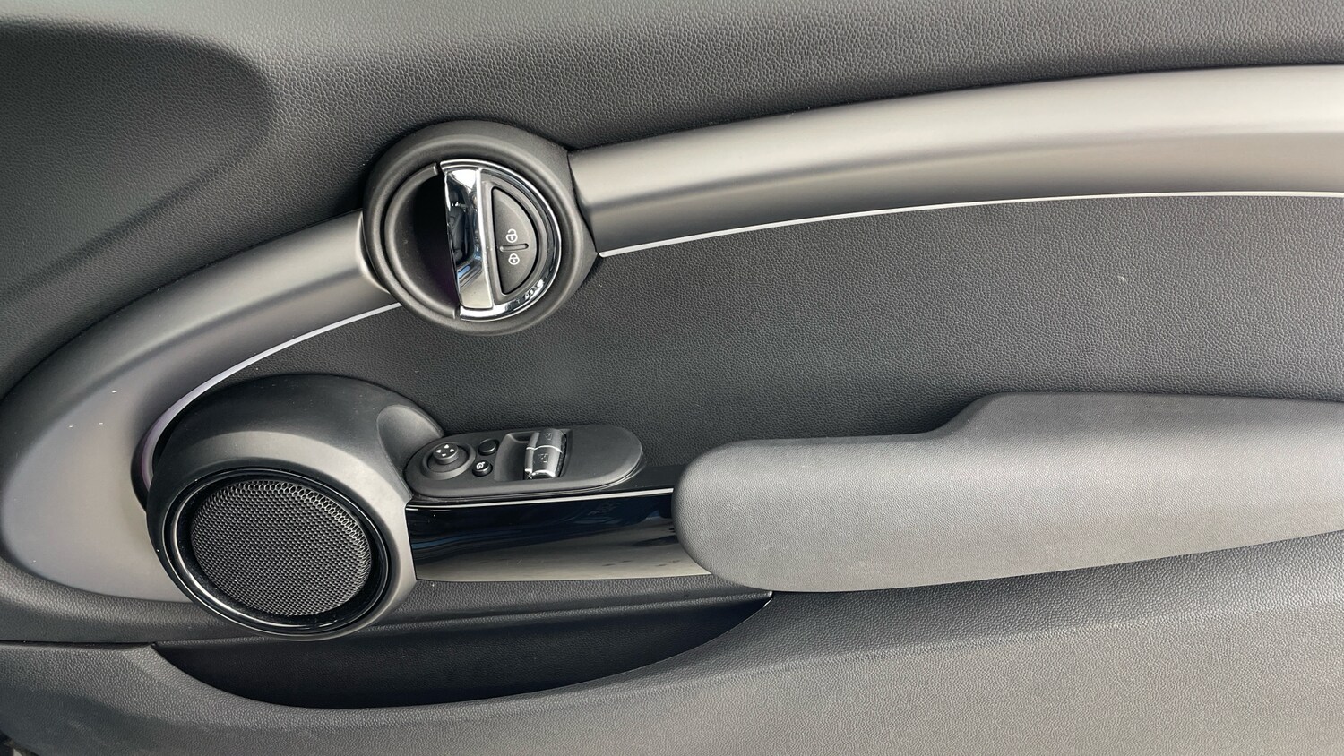 Used MINI Hatch 2024 for sale - 76504825: Photo 46