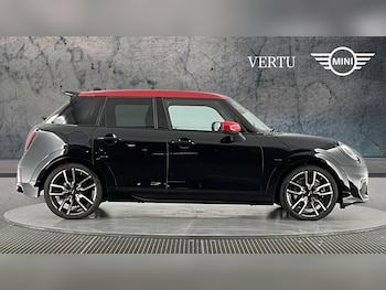 Used MINI Cooper 2024 for sale - 76948896: Photo