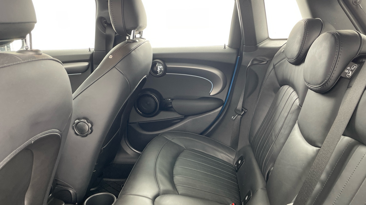 Used MINI Hatch 2023 for sale - 77883883: Photo 12