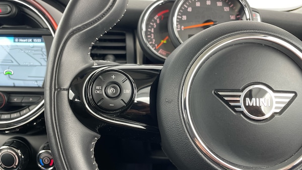 Used MINI Hatch 2019 for sale - 76252563: Photo 17