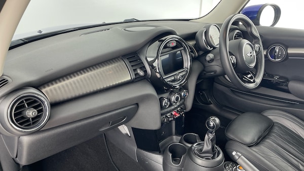 Used MINI Hatch 2019 for sale - 76252563: Photo 7