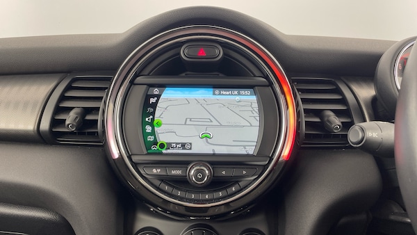 Used MINI Hatch 2019 for sale - 76252563: Photo 8