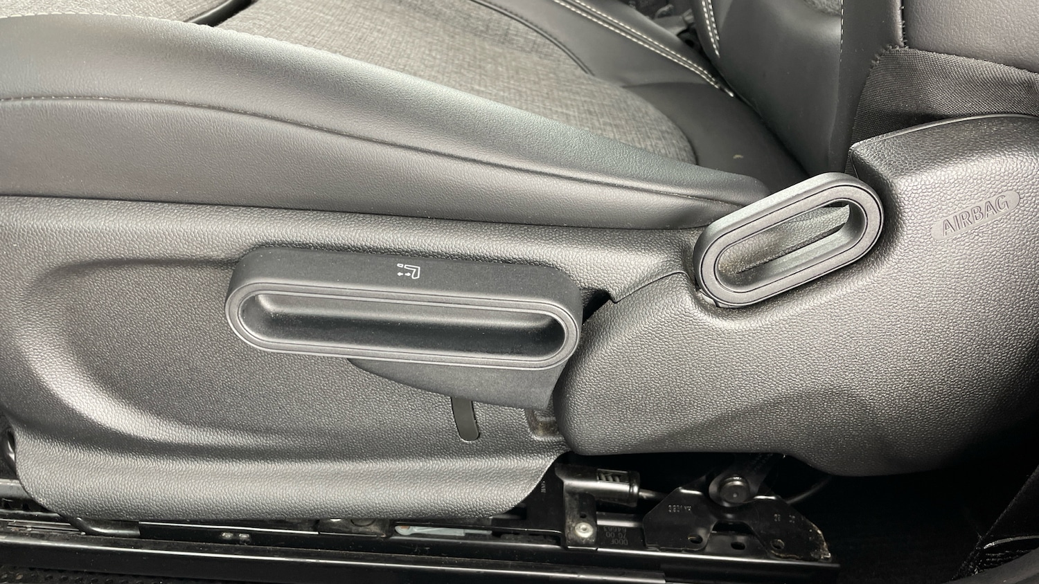 Used MINI Hatch 2021 for sale - 77180653: Photo 28