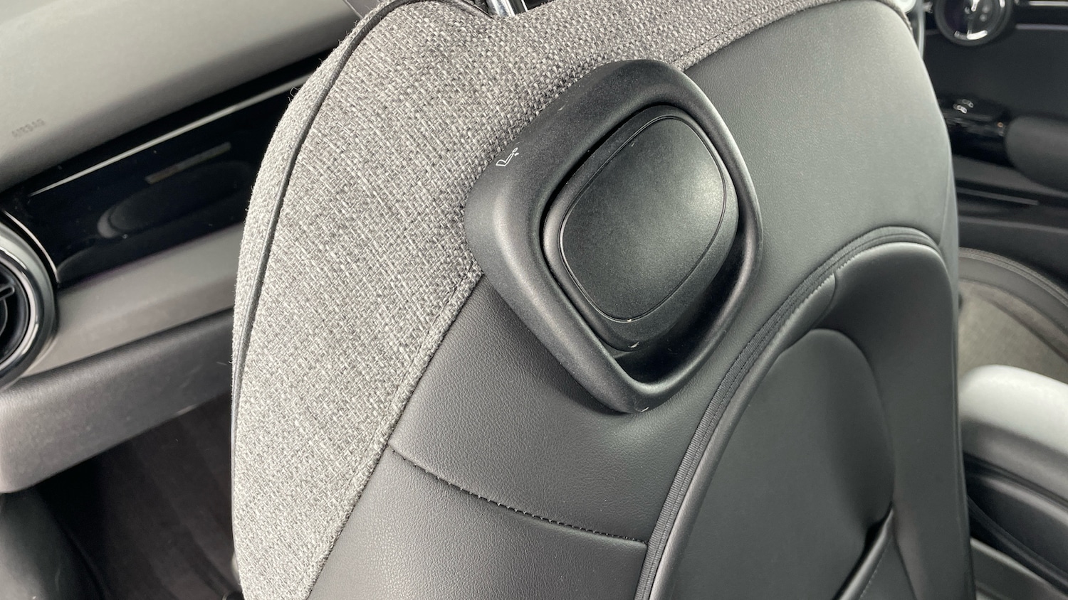 Used MINI Hatch 2021 for sale - 77180653: Photo 31