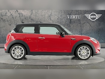 Used MINI Hatch 2021 for sale - 77180653: Photo