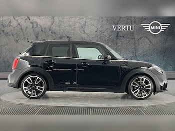 Used MINI Hatch 2023 for sale - 78745191: Photo