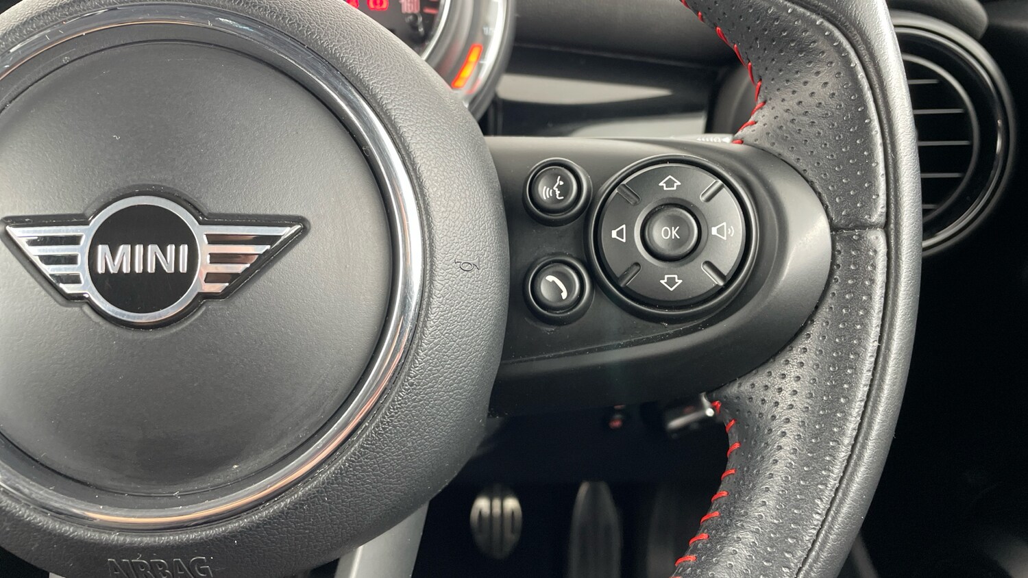 Used MINI Hatch 2020 for sale - 76858667: Photo 18