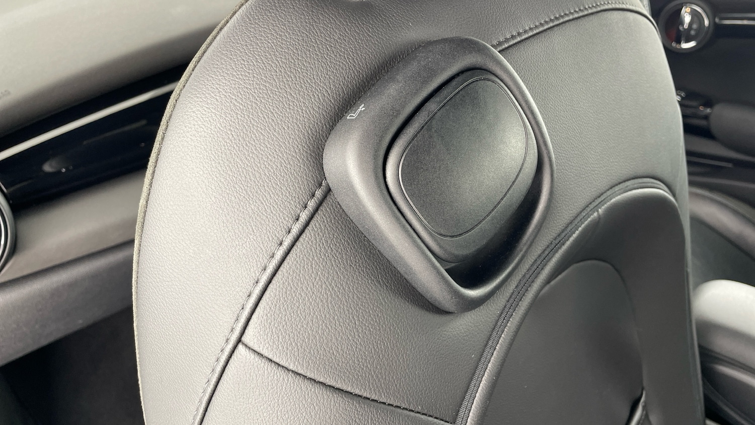 Used MINI Hatch 2020 for sale - 76858667: Photo 29