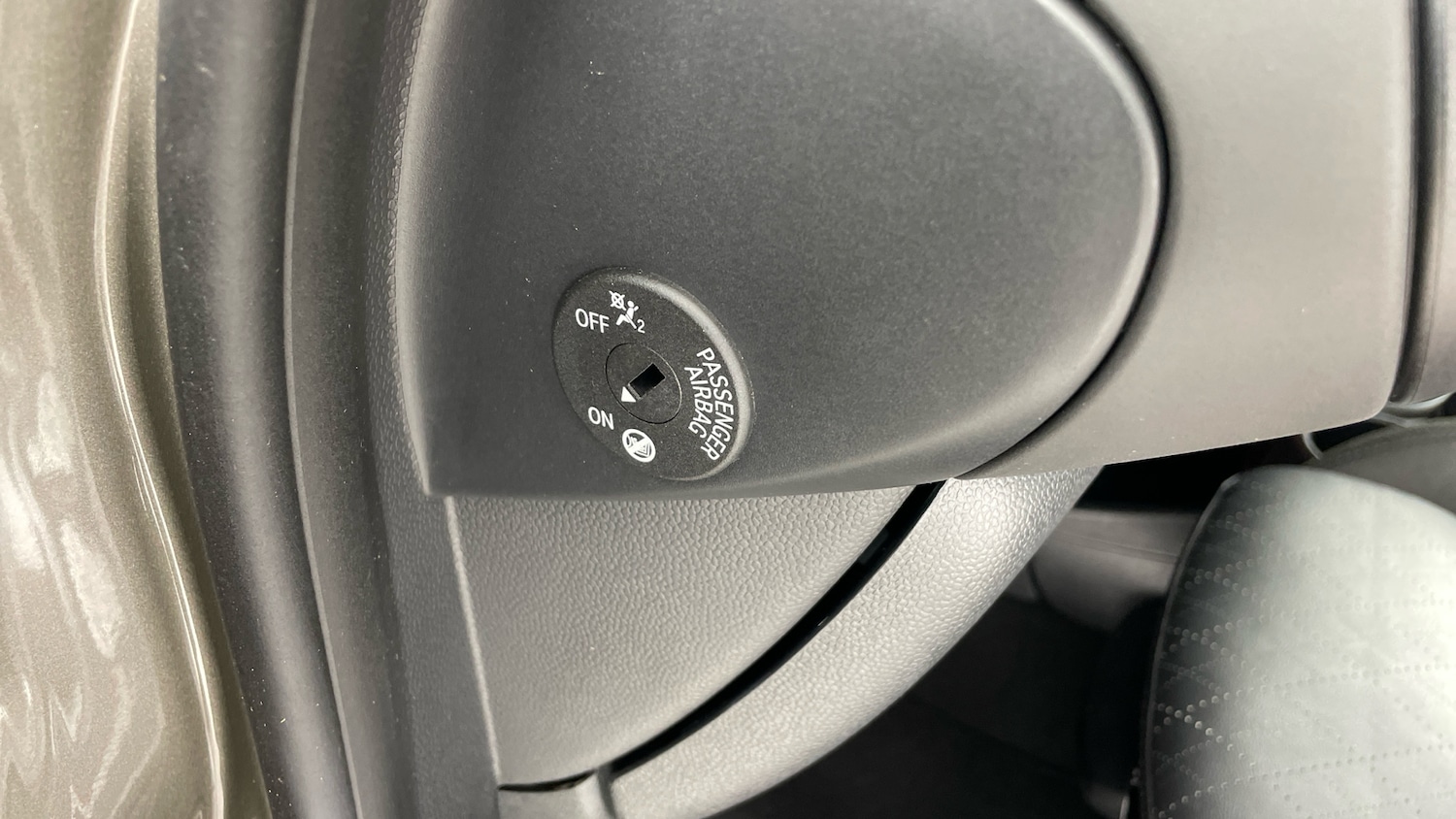 Used MINI Hatch 2020 for sale - 76858667: Photo 31