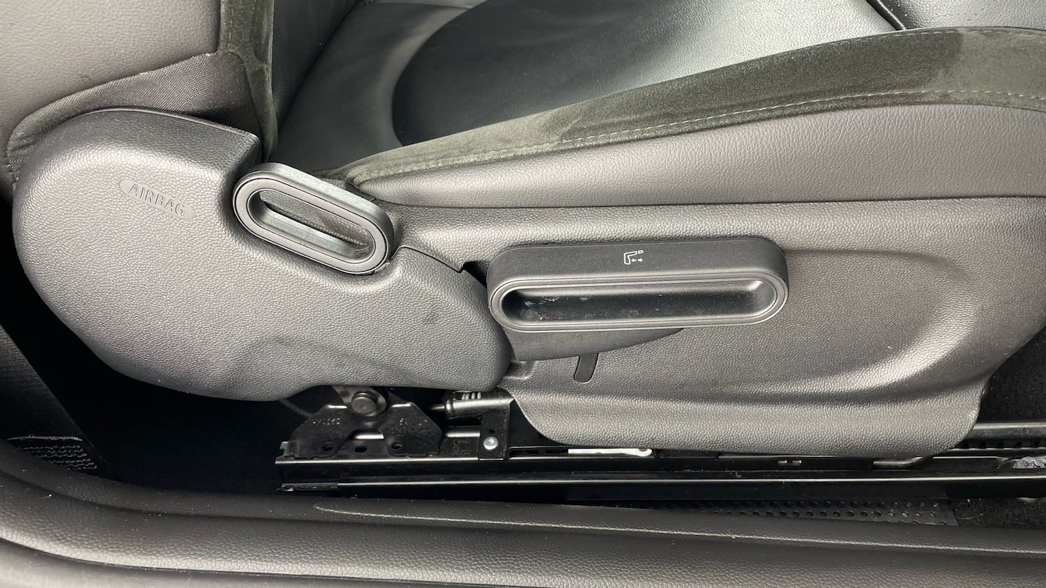 Used MINI Hatch 2020 for sale - 76858667: Photo 43