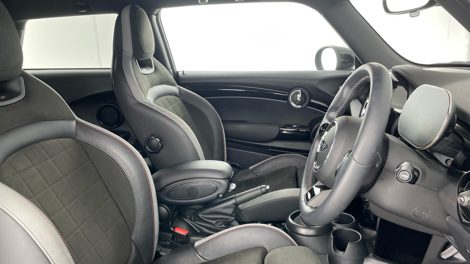 Used MINI Hatch 2023 for sale - 78000798: Photo 11