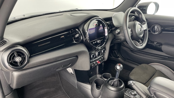 Used MINI Hatch 2021 for sale - 76193008: Photo 7