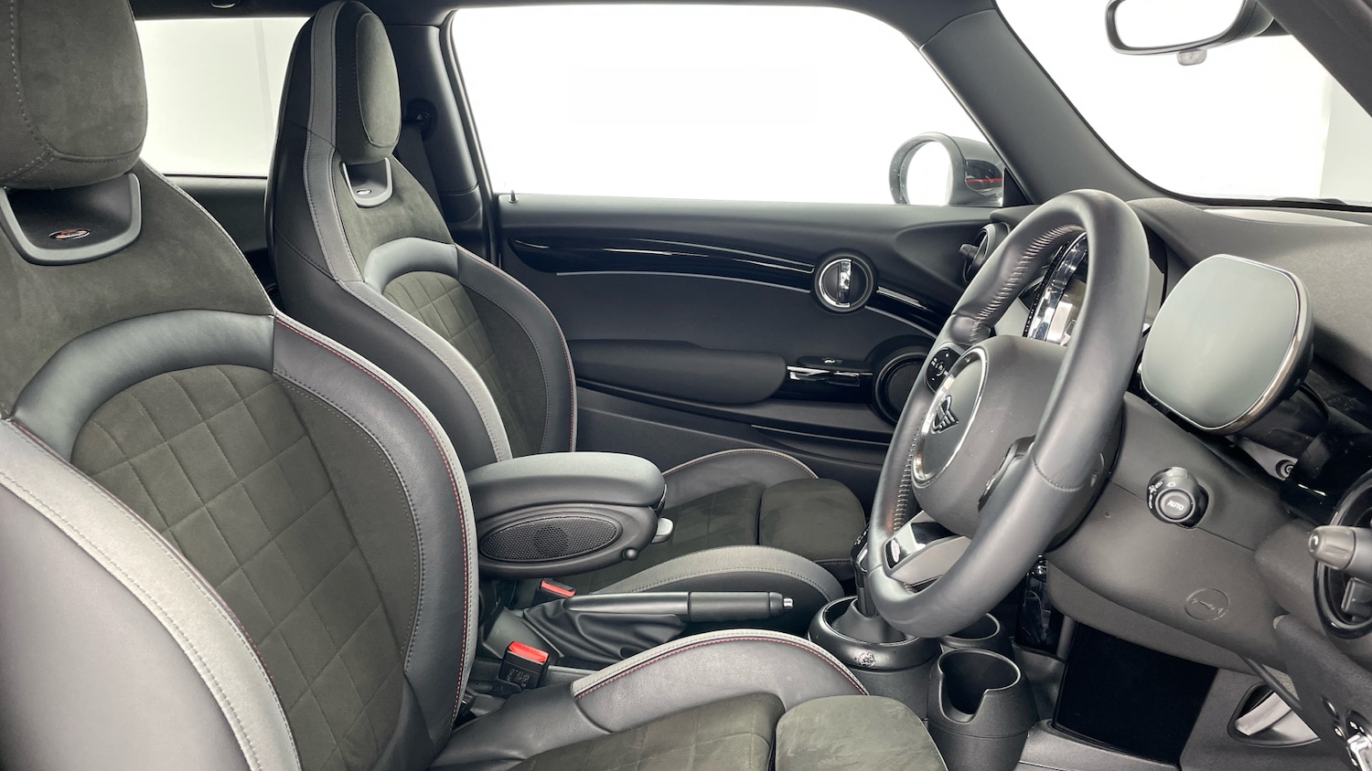 Used MINI Hatch 2023 for sale - 77004220: Photo 11