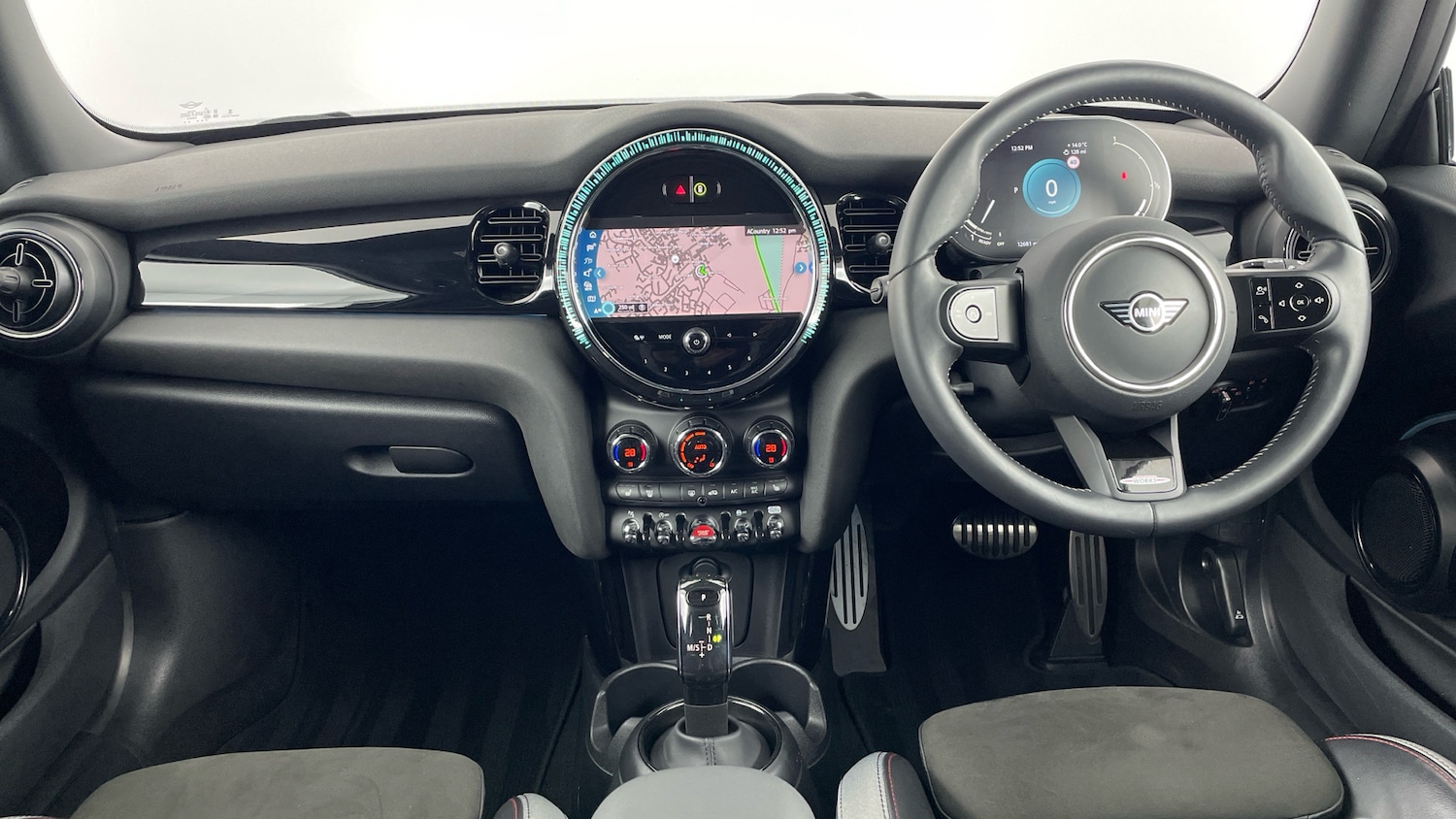 Used MINI Hatch 2023 for sale - 77004220: Photo 4