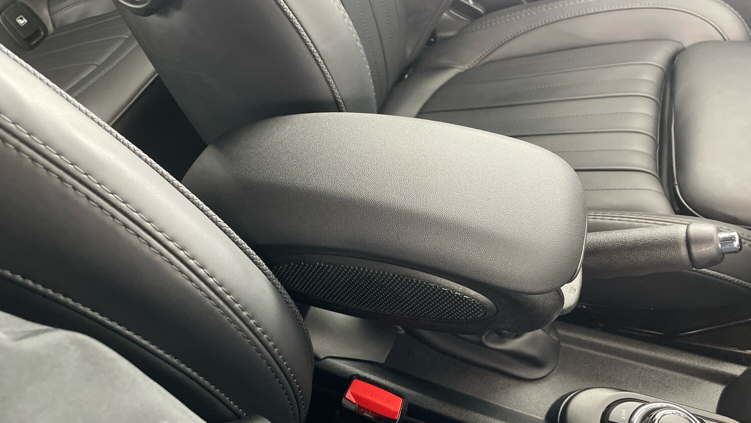 Used MINI Hatch 2023 for sale - 78093370: Photo 30