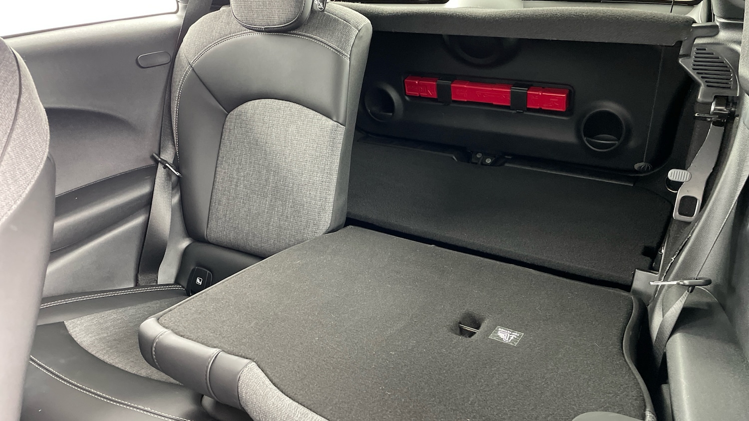 Used MINI Hatch 2022 for sale - 76905939: Photo 37