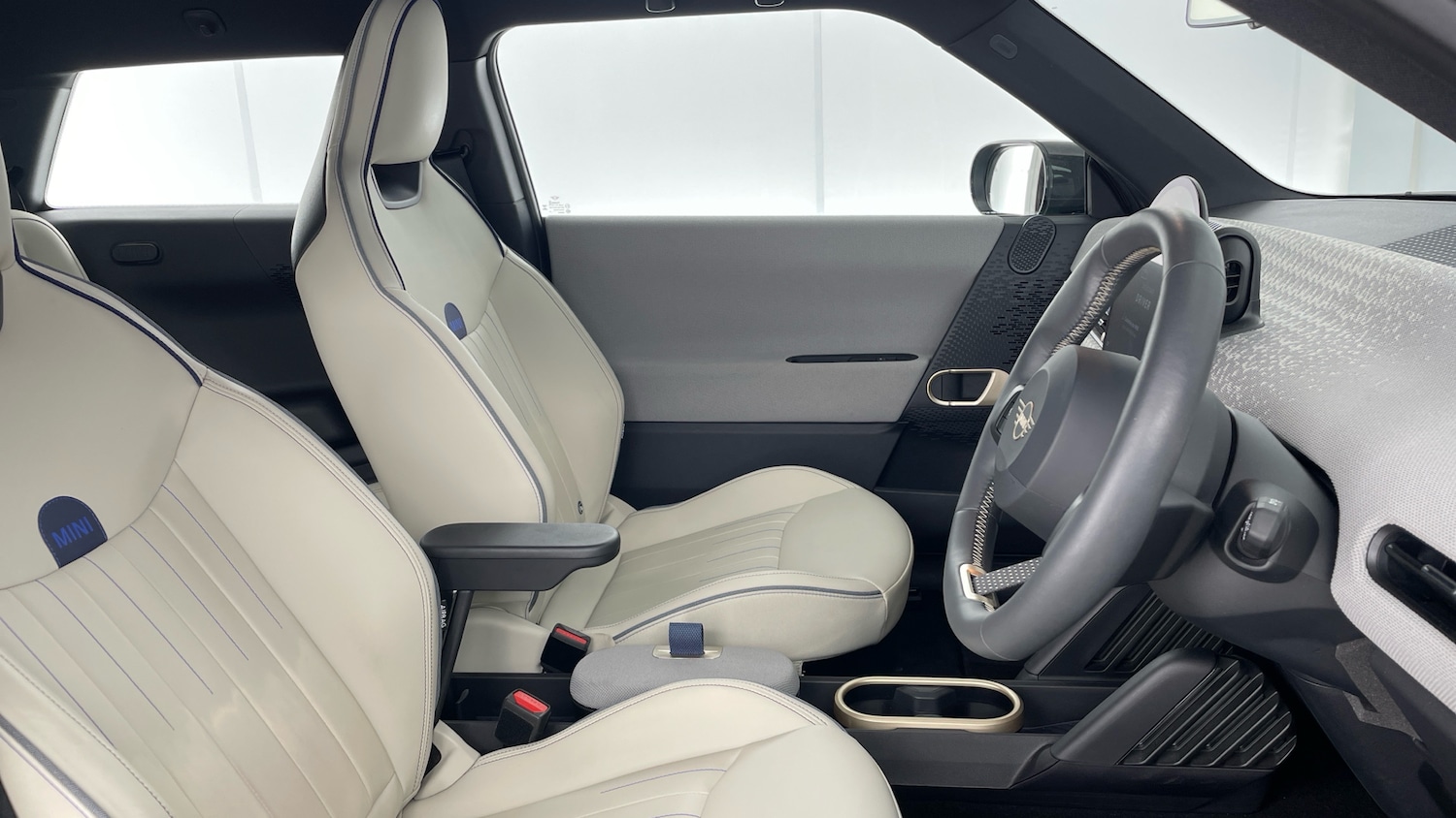 Used MINI Cooper 2024 for sale - 76858666: Photo 11